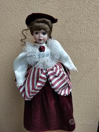 bambola in porcellana biscuit 