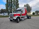 trattore-stradale-freightliner