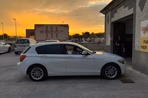 BMW 116 116d 5p eff.dynamics Urban