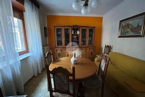 CASA SEMINDIPENDENTE A PORTACOMARO