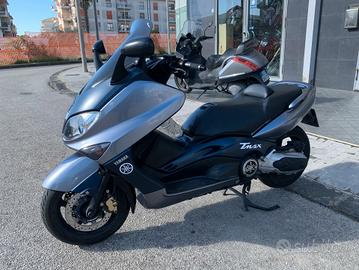 Yamaha TMAX White ie