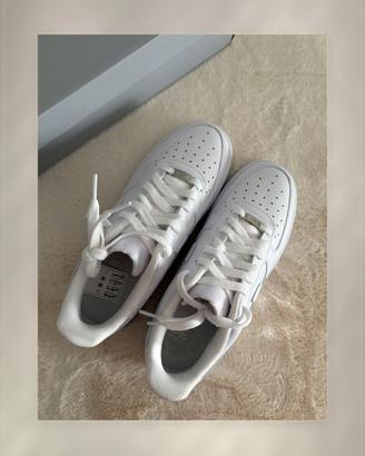 Nike Air Force 1 Bianche, Taglia 41