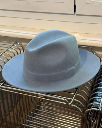 Cappello 100%lana feltro azzurro