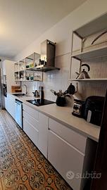Cucina con elettrodomestici di lusso Miele e Bosch