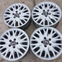 Cerchi in lega Volvo R16