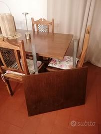 Tavolo e sedie