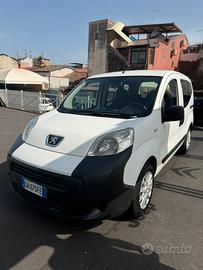 Peugeot Bipper 5 posti