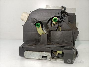 SERRATURA POSTERIORE SINISTRA LAND ROVER Freelande