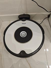 Robot aspirapolvere roomba 605 con scatola