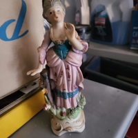 Statuetta in ceramica