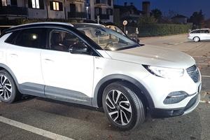 Opel grandland x 1.5 130cv 