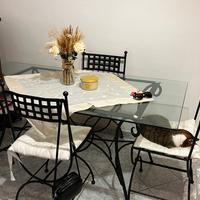 Tavolo in cristallo e ferro battuto