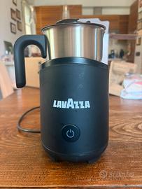 montalatte e cioccolata Lavazza