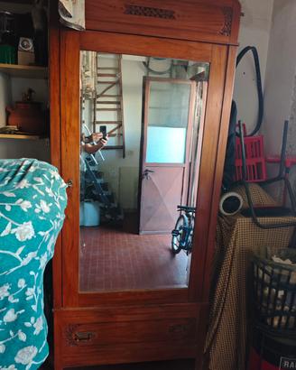 Armadio con specchio 
