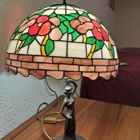 Lampada da tavolo stile Tiffany