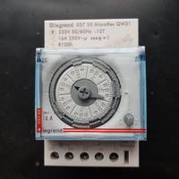 Interruttore orario analogico settimanale