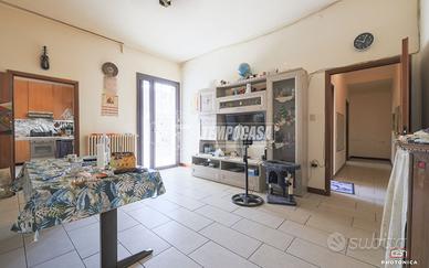 Appartamento con ingresso indipendente e giardino