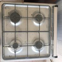 Cucina beko usata 4 fuochi con forno elettrico