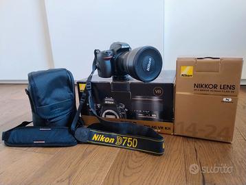 Nikon D750 con obiettivo Nikkor 14-24 f/2.8 G ED