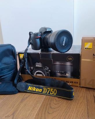 Nikon D750 con obiettivo Nikkor 14-24 f/2.8 G ED