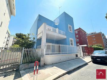 Palazzina ind. bifamiliare ristrutturata