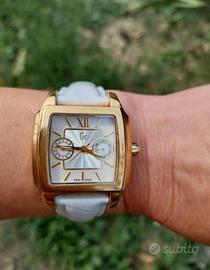 Orologio donna Guess Gc multifunzioni 35x45 mm 