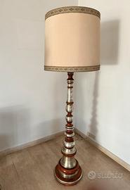 Lampada da salotto stile liberty