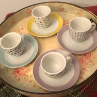 4 tazzine con piattino