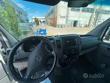 MERCEDES BENZ SPRINTER