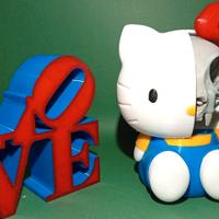 Hello Kitty Metà Scheletro 16 cm Action Figure 3D