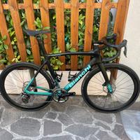 Telaio bici bianchi oltre xr4
