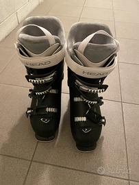 Scarponi da sci Head.