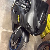 Kawasaki Zx6r A2