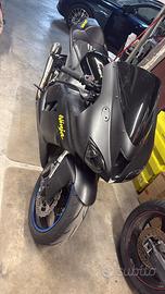 Kawasaki Zx6r A2
