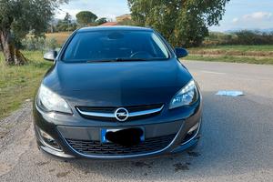 Opel Astra J
