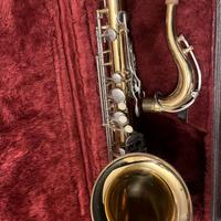 Sax tenore con ottuma voce