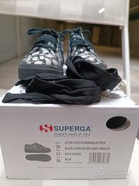 Scarpe bambina n. 28 Superga 