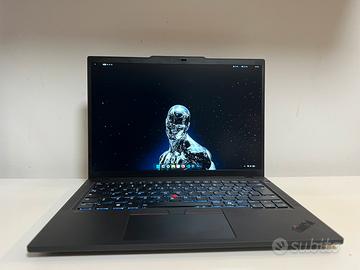 Lenovo P14S Gen 5 - AMD R7 8840hs | 16GB | SSD 512