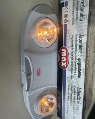 Lampada doppia luce multidirezionale