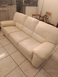 divano in pelle 3 posti fisso