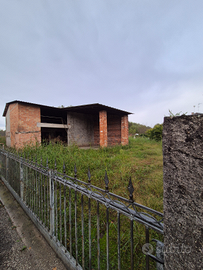 Privato vende rustico agricolo fabbricabile