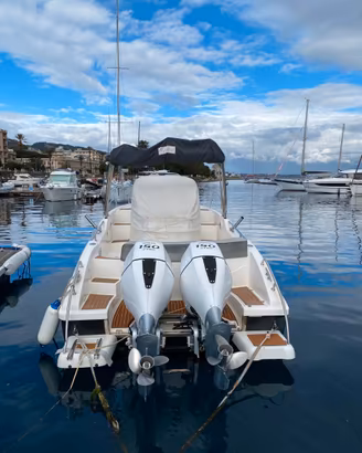 Walkaround Aquabat Sport Infinity 850 lux