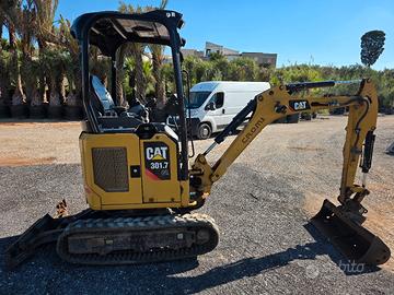 Miniescavatore Caterpillar 301.7 CR Next Gen) 
