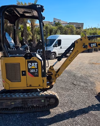Miniescavatore Caterpillar 301.7 CR Next Gen) 
