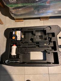 Kit per gonfiare gomma bucata