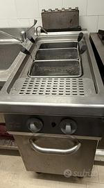 CUCINA INDUSTRIALE PRONTA ALL'USO