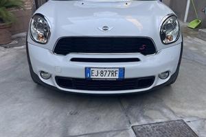 Mini coutryman SD diesel 2.0 cambio automatico