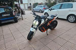 moto ktm  2018