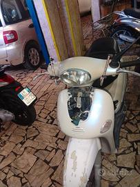 ricambi scooter liberty 125 prezzo in privato 