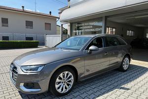 AUDI A4 Avant 30 TDI/136 CV S tronic Business ib